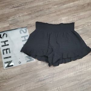 BRAND NEW Shein black ruffle shorts